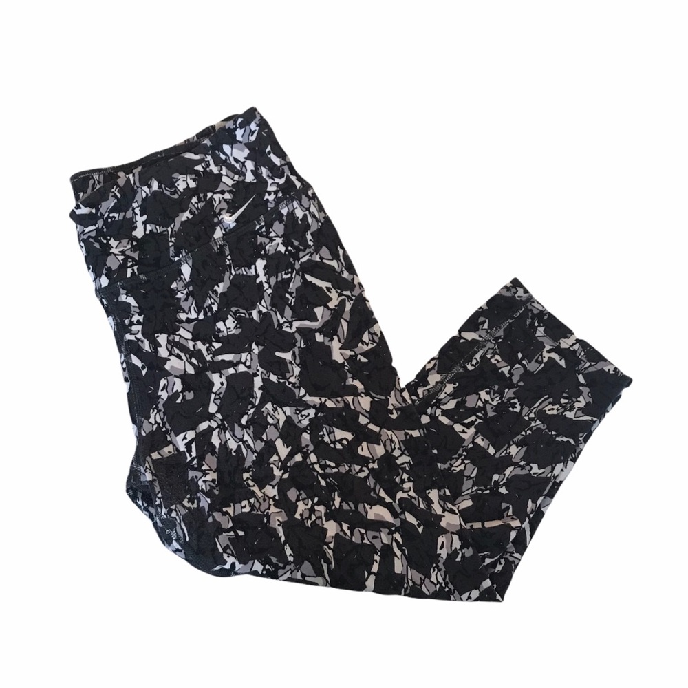 Nike Dri-fit pattern cropped leggings size Large